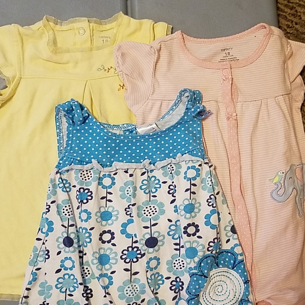 Set of rompers